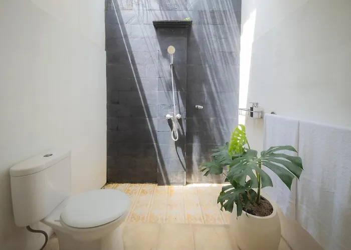 Casa Sopi - Art 2br Near Batu Belig Villa