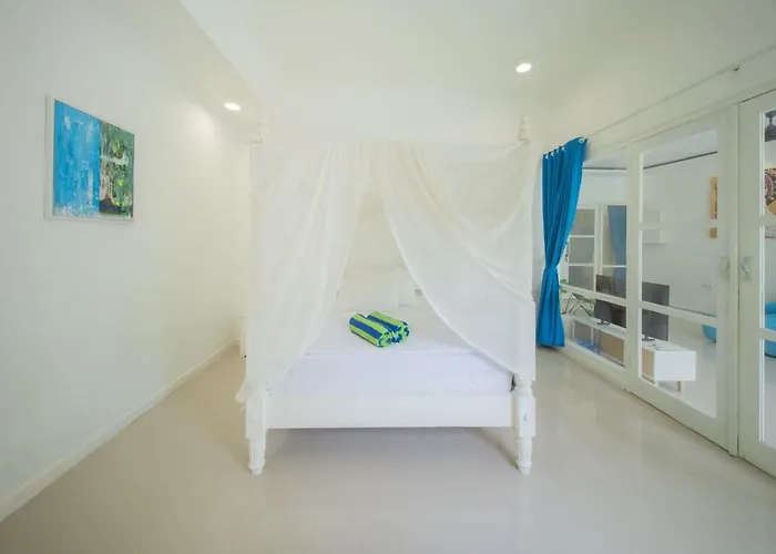 Casa Sopi - Art 2br Near Batu Belig Villa Seminyak (Bali)